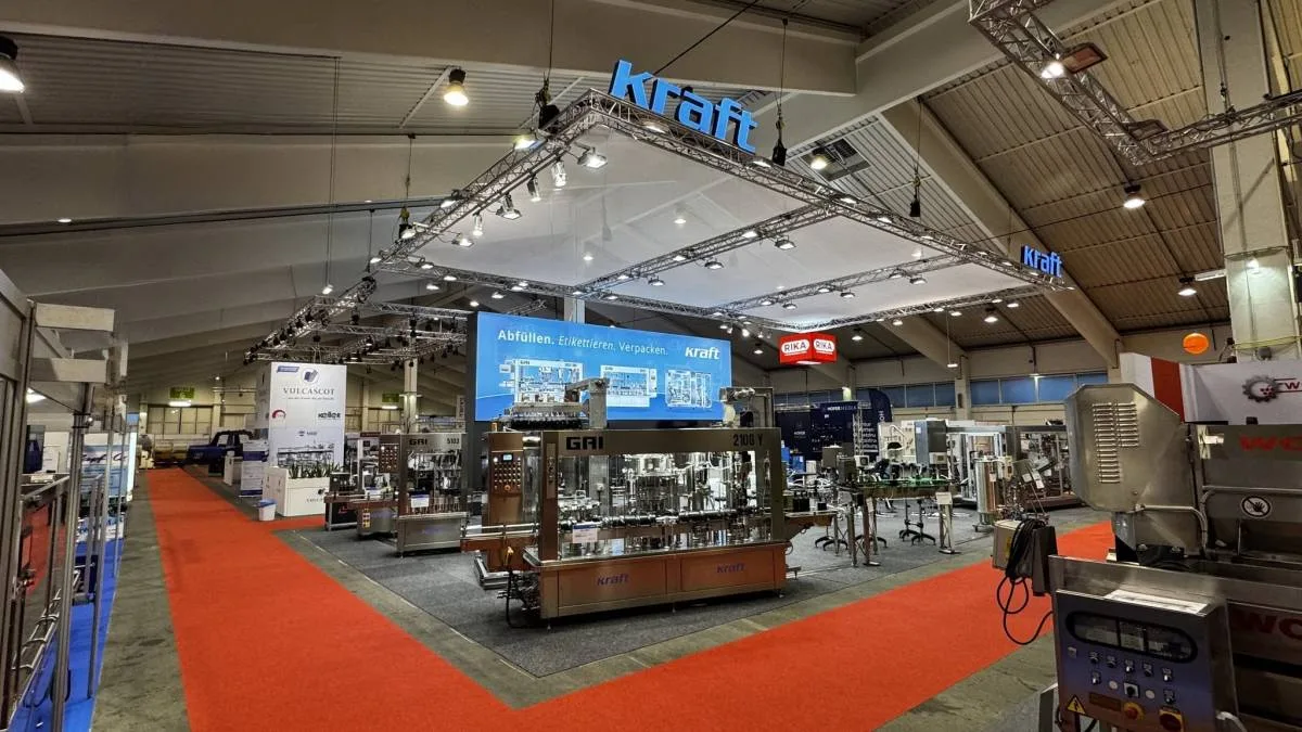 Der Stand aus der Hallenperspektive