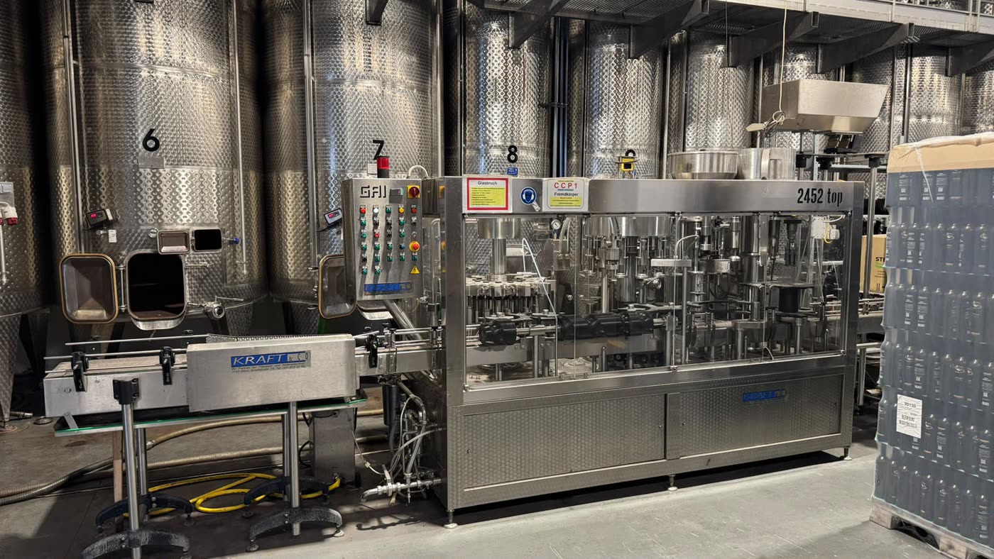 GAI 2452TOP + GAI 9643 – komplette Abfülllinie